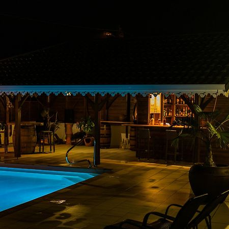 Makare Lagoon Club Le Vauclin Exteriör bild